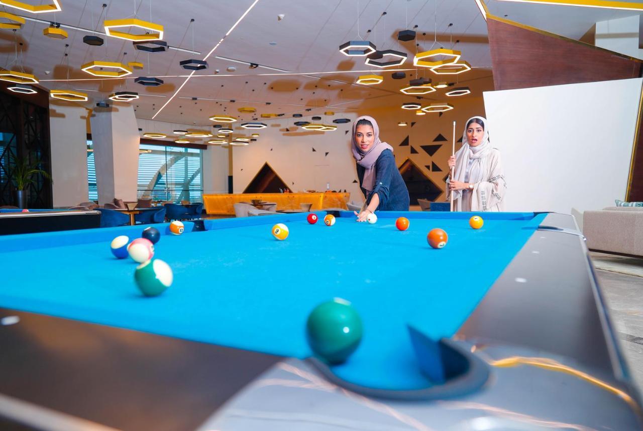Bay La Sun Hotel And Marina - Emaar King Abdullah Economic City Ngoại thất bức ảnh The pool table at the lounge