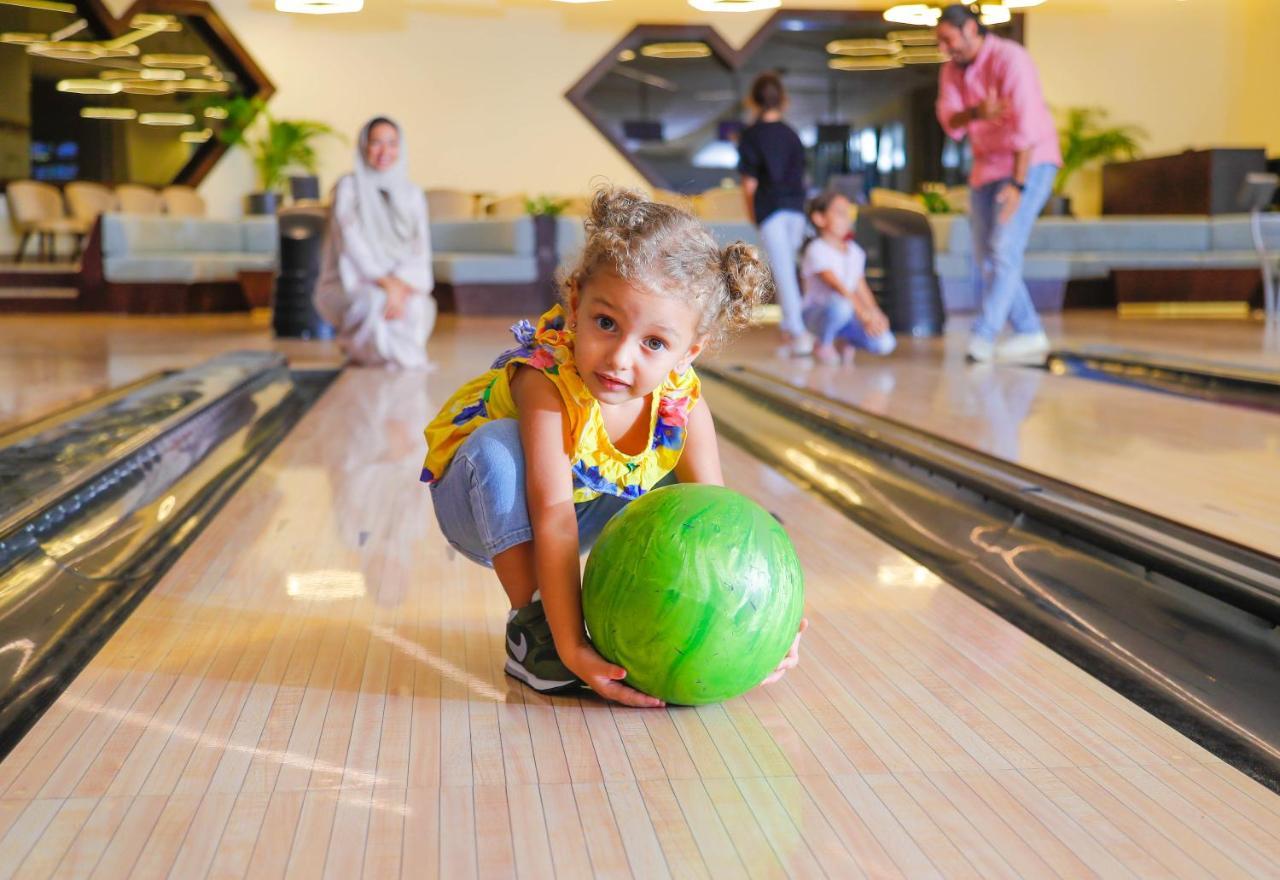 Bay La Sun Hotel And Marina - Emaar King Abdullah Economic City Ngoại thất bức ảnh Bowling
