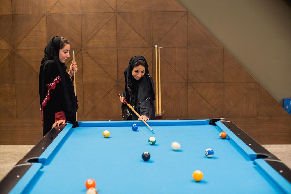 Bay La Sun Hotel And Marina - Emaar King Abdullah Economic City Ngoại thất bức ảnh A pool table