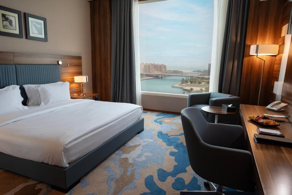 Bay La Sun Hotel And Marina - Emaar King Abdullah Economic City Ngoại thất bức ảnh A room at the hotel